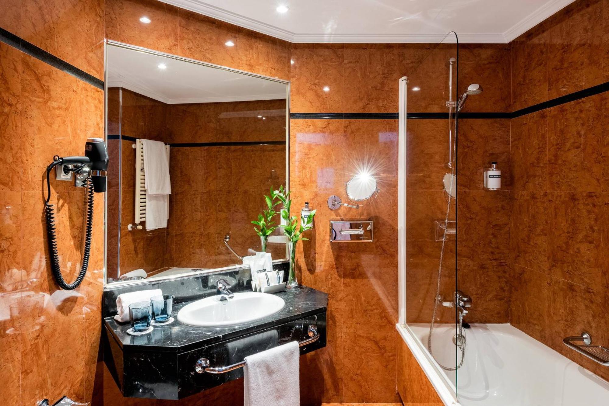 Premium Room Gran Via View,1774428978:JPEG